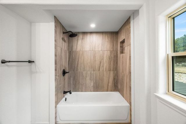 2180 Medina Hwy, Kerrville, TX 78028