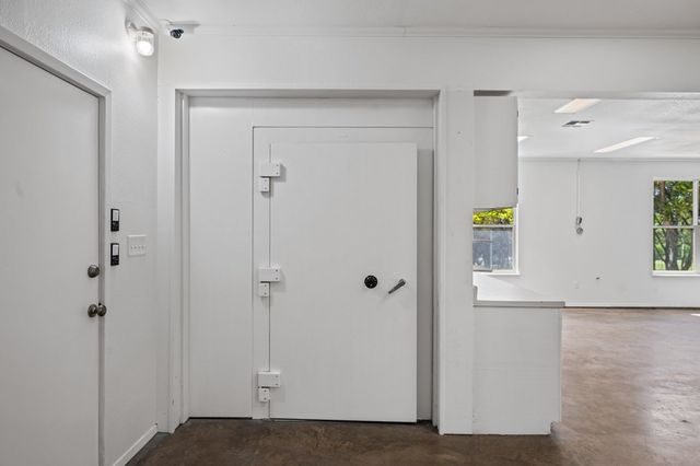 2180 Medina Hwy, Kerrville, TX 78028