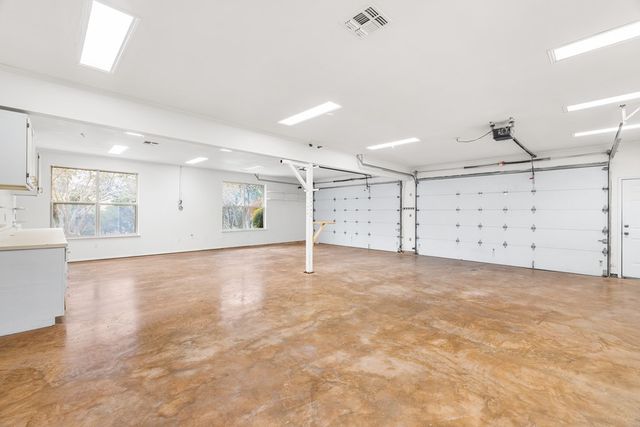 2180 Medina Hwy, Kerrville, TX 78028