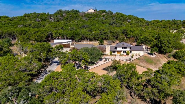 2180 Medina Hwy, Kerrville, TX 78028