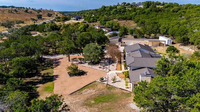 2180 Medina Hwy, Kerrville, TX 78028