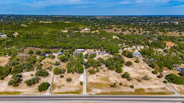 2180 Medina Hwy, Kerrville, TX 78028