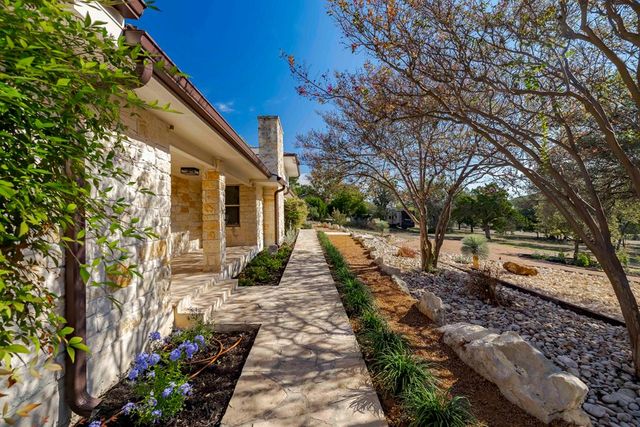 2180 Medina Hwy, Kerrville, TX 78028