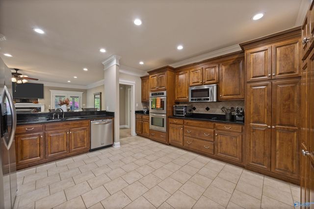 102 Campfire Circle, Meridianville, AL 35759