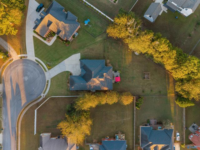 102 Campfire Circle, Meridianville, AL 35759
