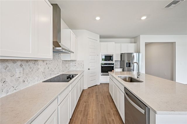 5762 Hampton Park Circle, Vero Beach, FL 32966