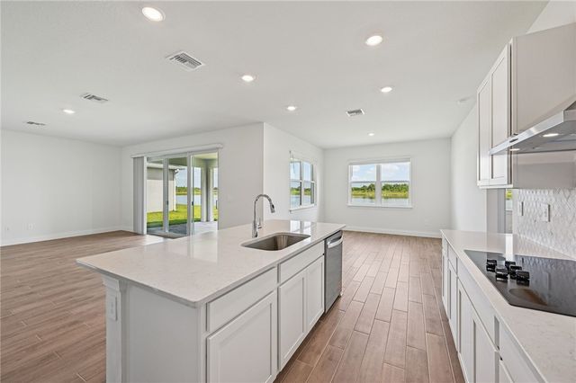 5762 Hampton Park Circle, Vero Beach, FL 32966