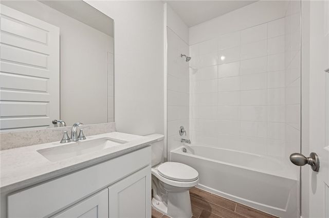 5762 Hampton Park Circle, Vero Beach, FL 32966