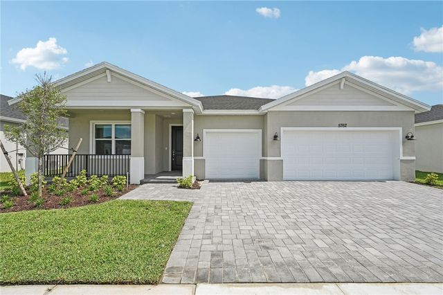 5762 Hampton Park Circle, Vero Beach, FL 32966