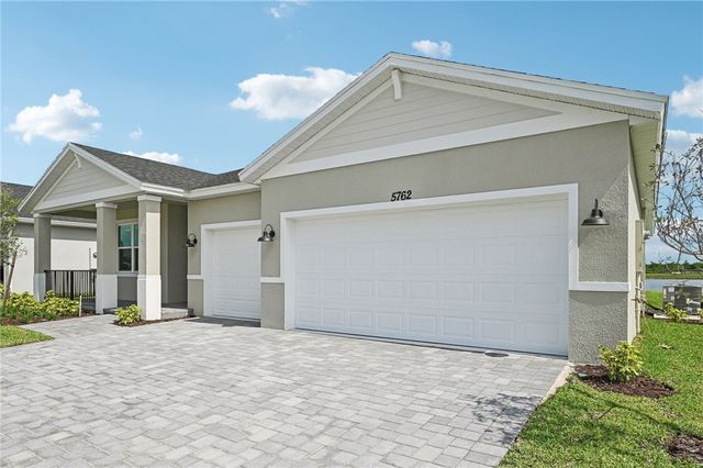 5762 Hampton Park Circle, Vero Beach, FL 32966