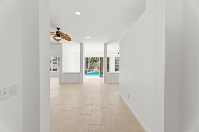 7780 SE Needle Palm Circle, Hobe Sound, FL 33455