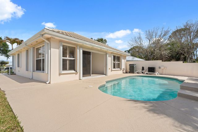 7780 SE Needle Palm Circle, Hobe Sound, FL 33455