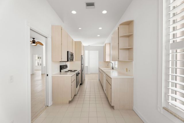 7780 SE Needle Palm Circle, Hobe Sound, FL 33455