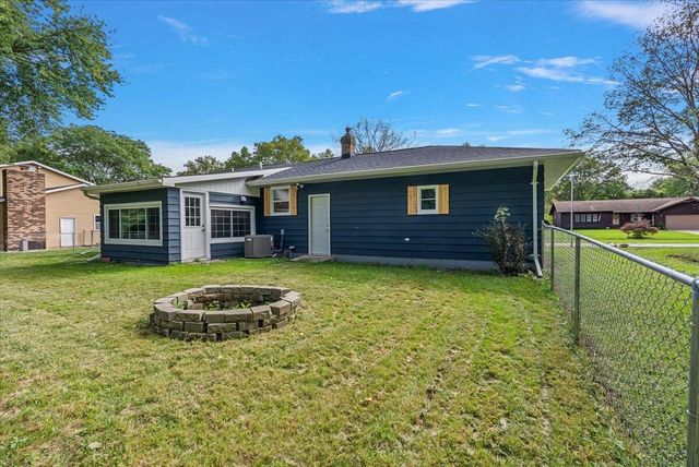 3644 Edinburgh Drive, Kalamazoo, MI 49006