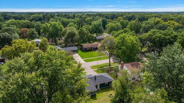 3644 Edinburgh Drive, Kalamazoo, MI 49006