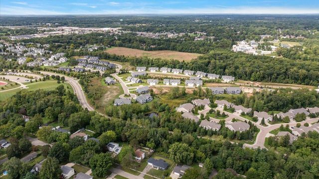 3644 Edinburgh Drive, Kalamazoo, MI 49006