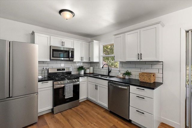 3644 Edinburgh Drive, Kalamazoo, MI 49006