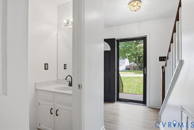 4907 Cane Mill Ln, North Chesterfield, VA 23236