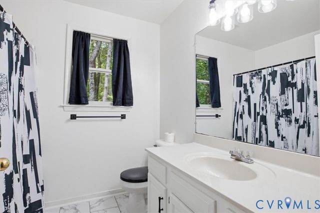 4907 Cane Mill Ln, North Chesterfield, VA 23236