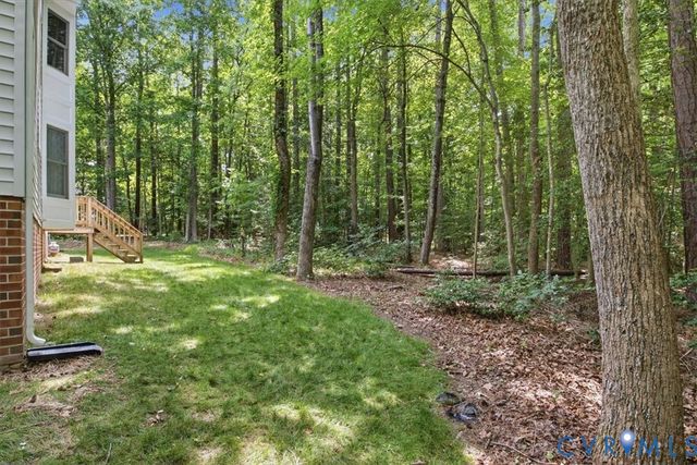 4907 Cane Mill Ln, North Chesterfield, VA 23236