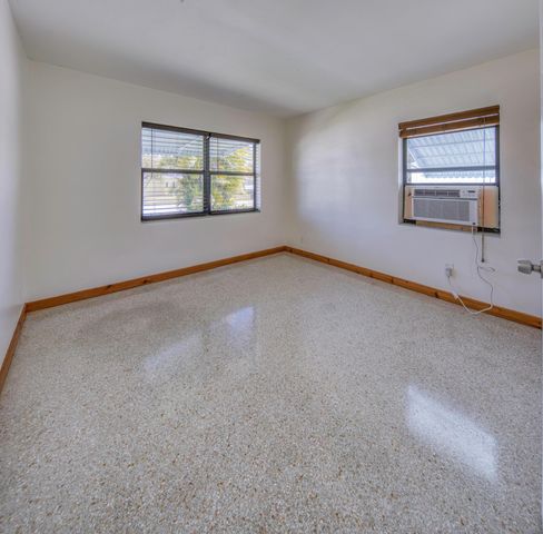 341 Pinewood Street, Lantana, FL 33462