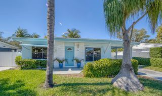 341 Pinewood Street, Lantana, FL 33462