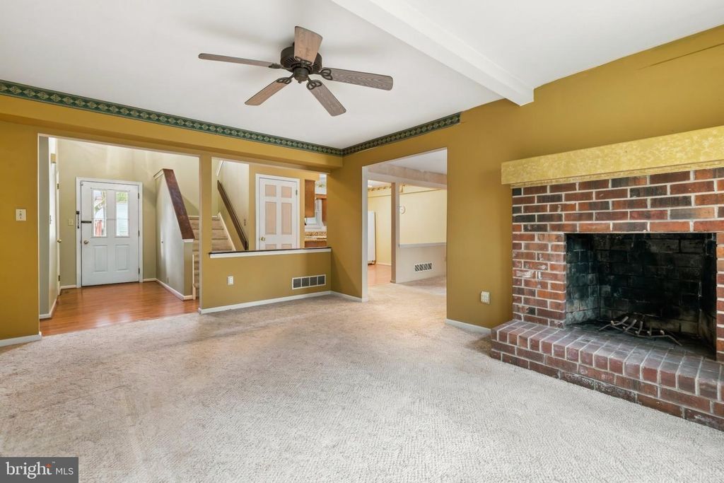 105 BONNIE LARK CT, CHALFONT, PA 18914 — photo 3