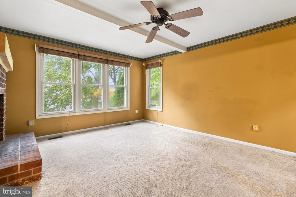 105 BONNIE LARK CT, CHALFONT, PA 18914 — photo 4