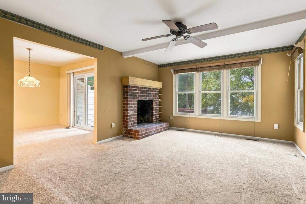 105 BONNIE LARK CT, CHALFONT, PA 18914 — photo 5