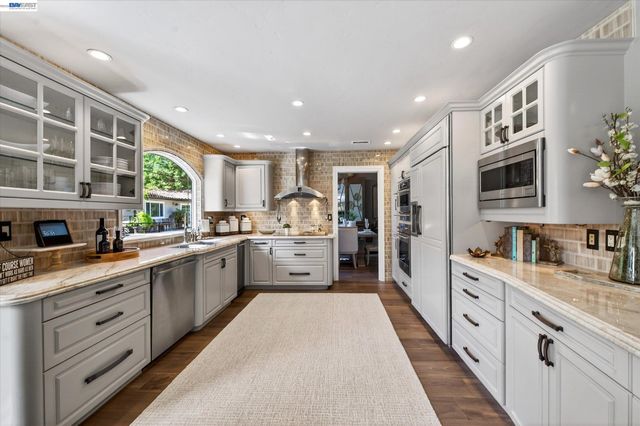 3341 Sorrel Downs Ct, Pleasanton, CA 94588