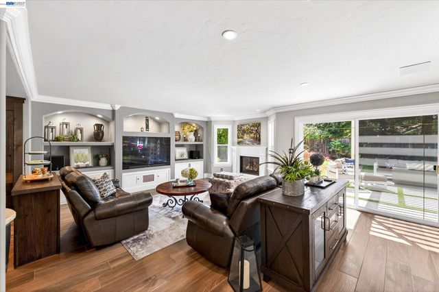 3341 Sorrel Downs Ct, Pleasanton, CA 94588