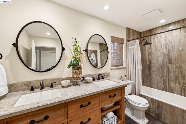 3341 Sorrel Downs Ct, Pleasanton, CA 94588