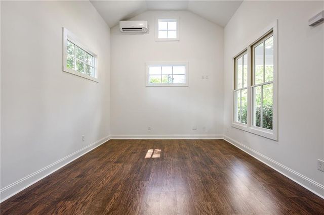 937 Lawton Street SW, Atlanta, GA 30310