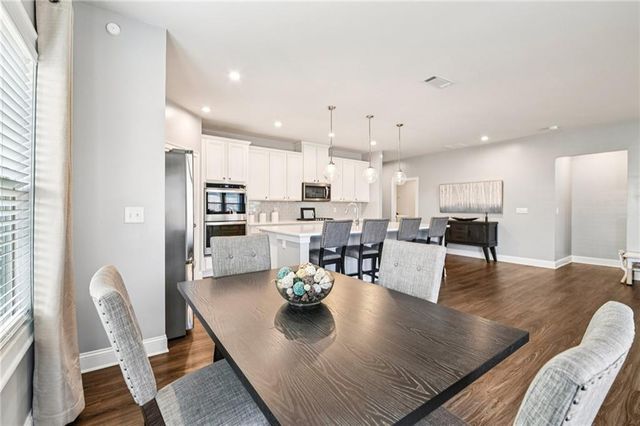 1114 Hibiscus Way SW, Mableton, GA 30126