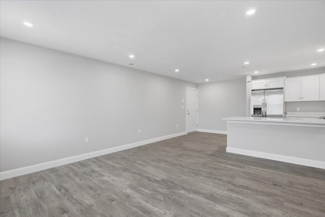 206 Central Street D, Avon, MA 02332
