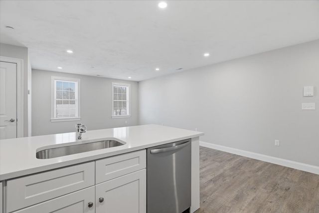 206 Central Street D, Avon, MA 02332