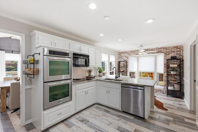 1809 Lake Crest Lane, Plano, TX 75023