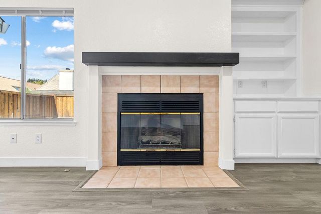 2309 Ridderkerk Cir, Modesto, CA 95356