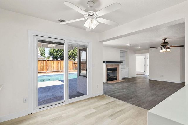 2309 Ridderkerk Cir, Modesto, CA 95356