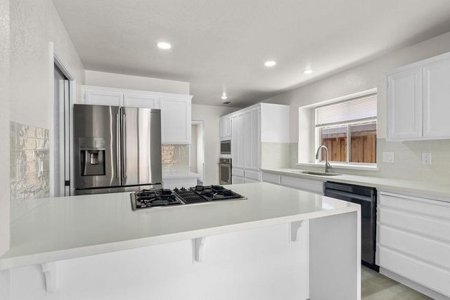 2309 Ridderkerk Cir, Modesto, CA 95356