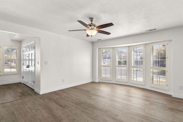 2309 Ridderkerk Cir, Modesto, CA 95356