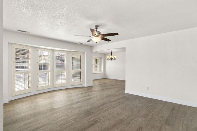 2309 Ridderkerk Cir, Modesto, CA 95356