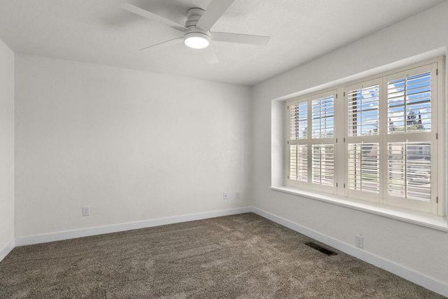 2309 Ridderkerk Cir, Modesto, CA 95356
