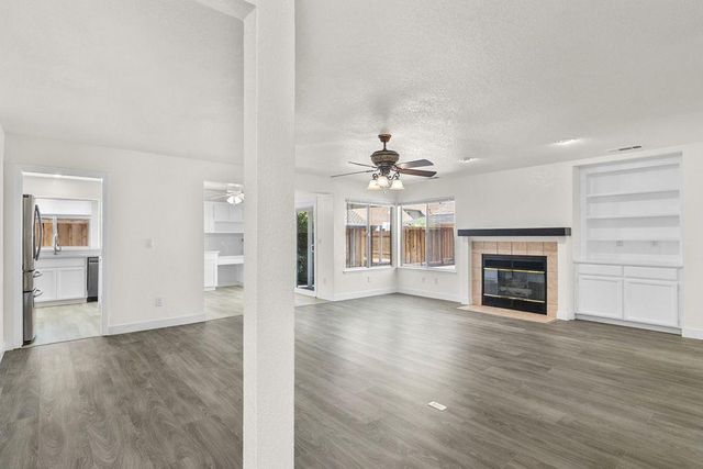 2309 Ridderkerk Cir, Modesto, CA 95356