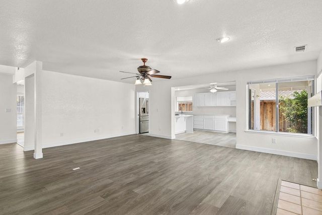2309 Ridderkerk Cir, Modesto, CA 95356