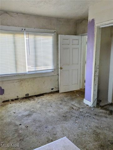 1301 Lincoln Way NW, Massillon, OH 44647