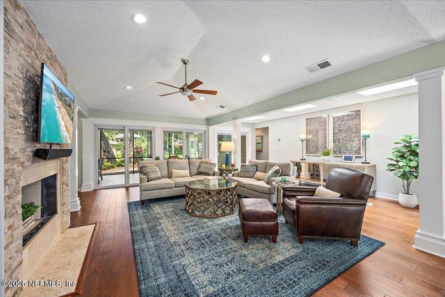2011 PALMETTO POINT Drive, Ponte Vedra Beach, FL 32082