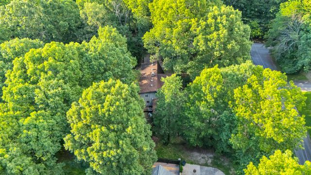 1811 Angel Lane, Signal Mountain, TN 37377