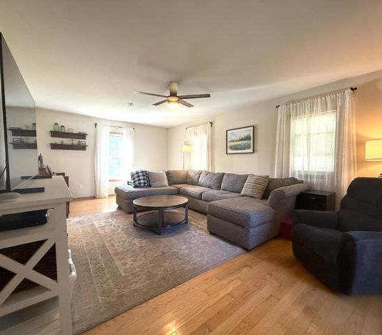 115 E GRISWOLD STREET, Ripon, WI 54971