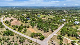 201 Medlin Creek LOOP, Dripping Springs, TX 78620